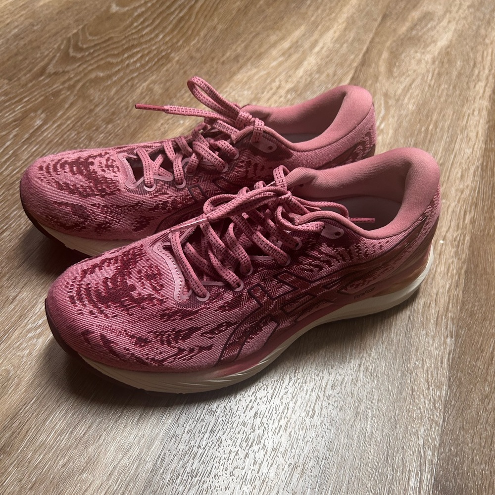 ASICS Women's Gel-Cumulus 23 Mesh Knit Running Shoes Size US 7.5